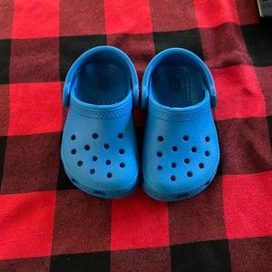 CROCS